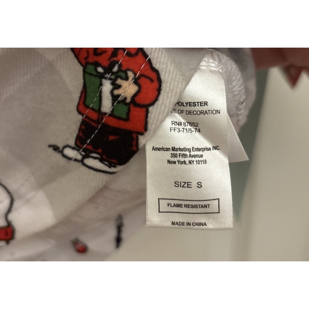 New Peanuts Girls Nightshirt Snoopy Christmas Charlie Brown‎ Xmas - Small - Picture 3 of 3